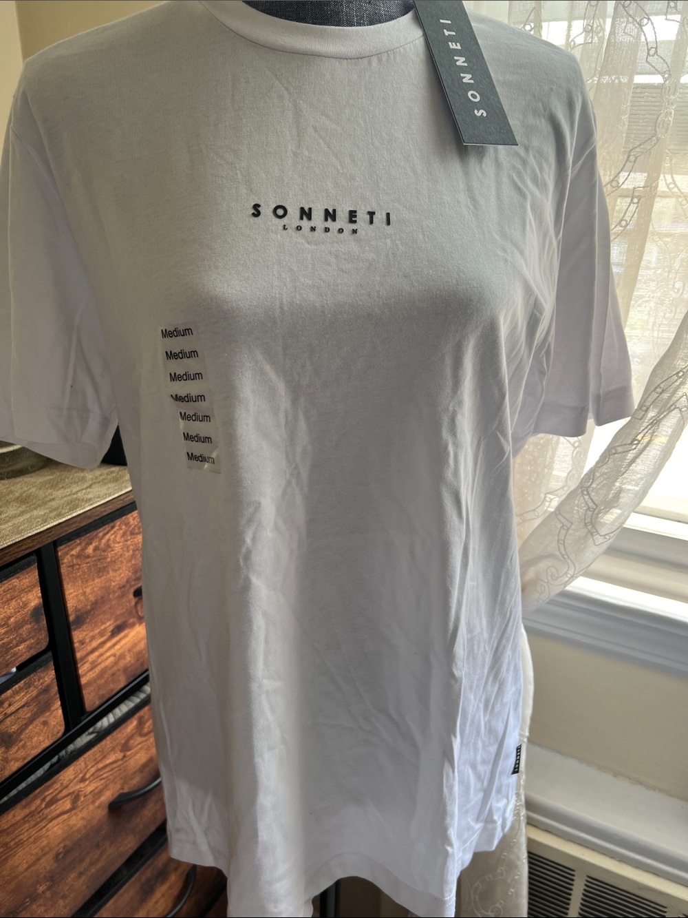 Sonneti White T-Shirt NWT